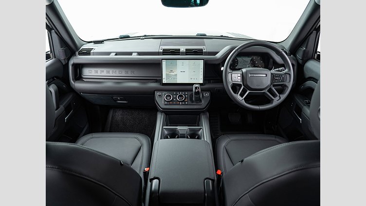 2025 認定中古車 Land Rover Defender 110 サントリーニブラック D350 ディーゼルマイルドハイブリッド S　D350　エアサスペンション