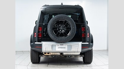 Defender 110 6