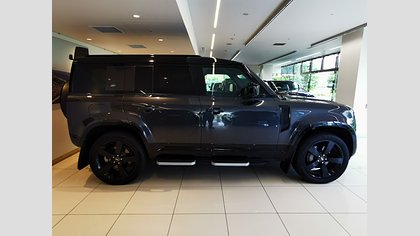 Defender 110 12