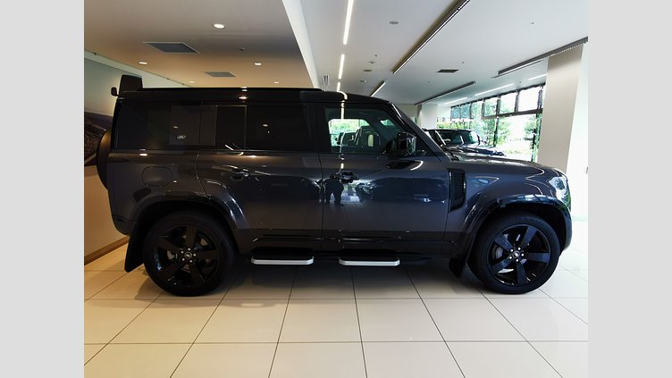 2023 認定中古車 Land Rover Defender 110 カルパチアングレイ D300 AWD（AT） X-DYNAMIC SE