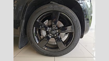 Defender 110 8