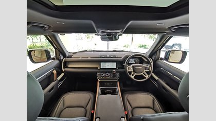Defender 110 3
