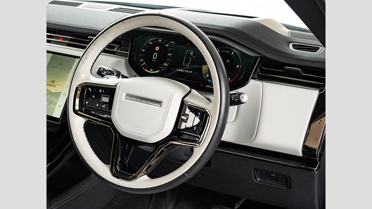 2023 認定中古車 Land Rover Range Rover Sport フジホワイト 3.0リッター6気筒300PSターボチャージドディーゼルMHEV（オートマチック） DYNAMIC HSE