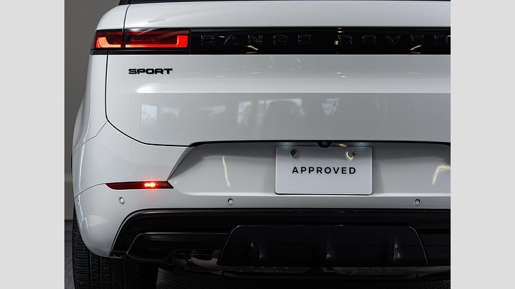 2023 認定中古車 Land Rover Range Rover Sport フジホワイト 3.0リッター6気筒300PSターボチャージドディーゼルMHEV（オートマチック） DYNAMIC HSE