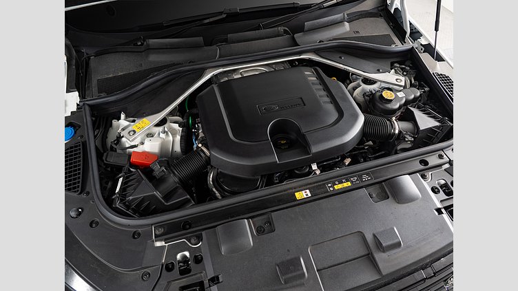2023 認定中古車 Land Rover Range Rover Sport フジホワイト 3.0リッター6気筒300PSターボチャージドディーゼルMHEV（オートマチック） DYNAMIC HSE