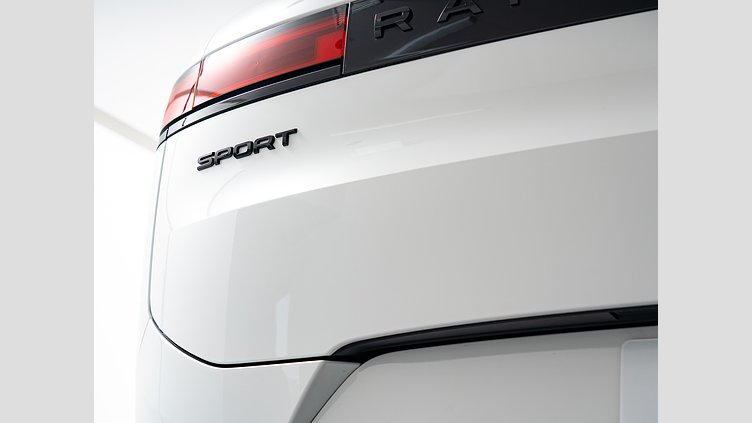 2023 認定中古車 Land Rover Range Rover Sport フジホワイト 3.0リッター6気筒300PSターボチャージドディーゼルMHEV（オートマチック） DYNAMIC HSE