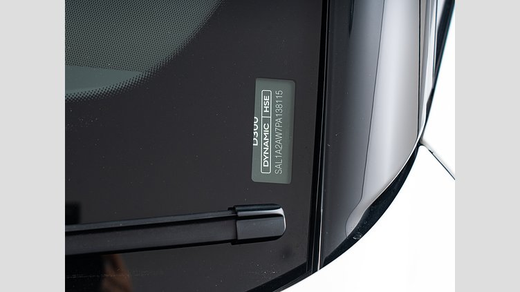 2023 認定中古車 Land Rover Range Rover Sport フジホワイト 3.0リッター6気筒300PSターボチャージドディーゼルMHEV（オートマチック） DYNAMIC HSE