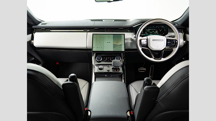 2023 認定中古車 Land Rover Range Rover Sport フジホワイト 3.0リッター6気筒300PSターボチャージドディーゼルMHEV（オートマチック） DYNAMIC HSE