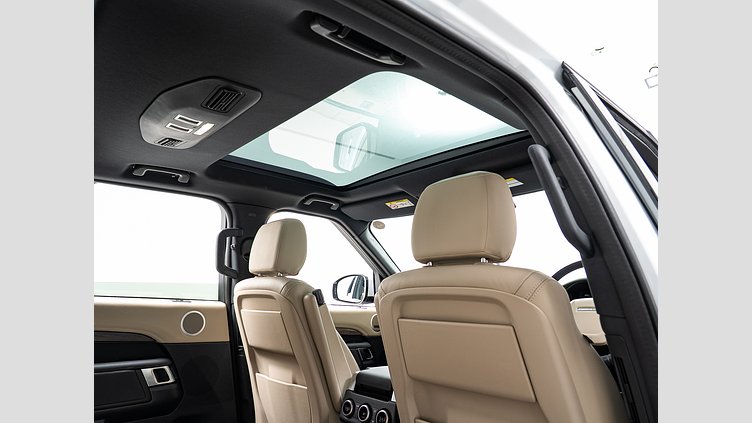 2019 認定中古車 Land Rover Discovery Yulong White 3.0 V6 Dsl Mono Turbo Std Flow HSE　3.0ｄ　7人乗り