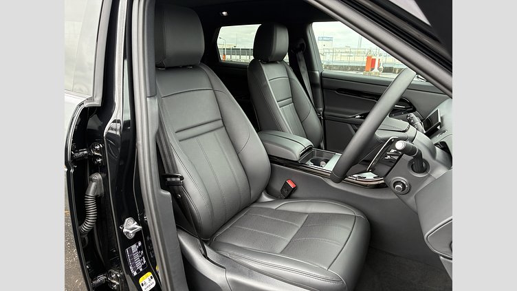 2024 認定中古車 Land Rover Range Rover Evoque サントリーニブラック プラグインハイブリッド（ガソリン） Standard Wheelbase DYNAMIC HSE