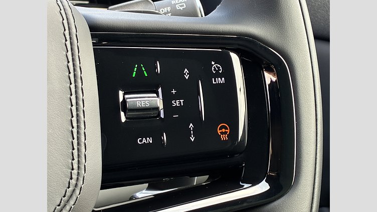 2024 認定中古車 Land Rover Range Rover Evoque サントリーニブラック プラグインハイブリッド（ガソリン） Standard Wheelbase DYNAMIC HSE