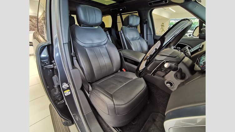 2024 認定中古車 Land Rover Range Rover カルパチアングレイ P530 AWD（AT） スタンダードホイールベース Autobiography