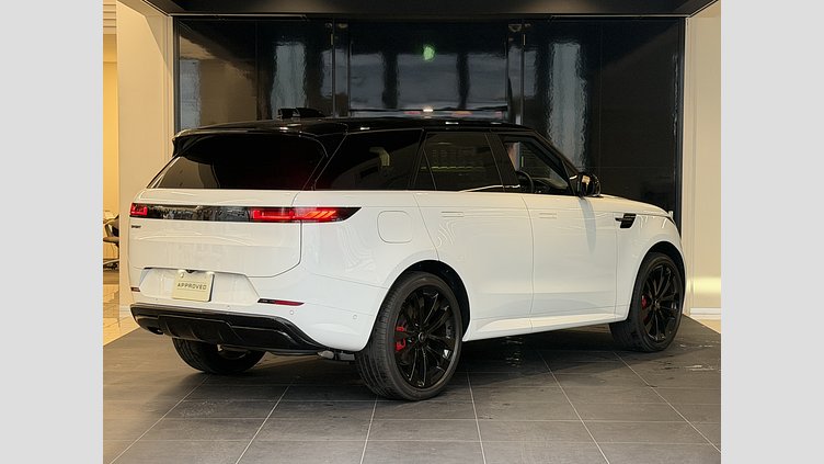 2025 認定中古車 Land Rover Range Rover Sport フジホワイト D300マイルドハイブリッド スタンダードホイールベース Dynamic SE