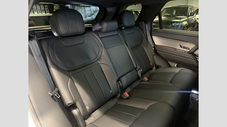2025 認定中古車 Land Rover Range Rover Sport フジホワイト D300マイルドハイブリッド スタンダードホイールベース Dynamic SE