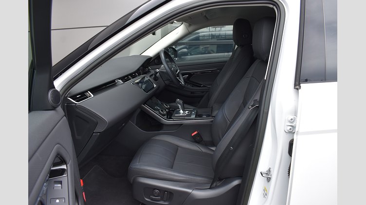 2023 認定中古車 Land Rover Range Rover Evoque オストゥーニパールホワイト(取り扱いの有無については、正規ディーラーにお問い合わせください。) P200 AWD（オートマチック） S
