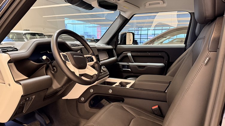2024 認證中古車 Land Rover Defender 90 Santorini Black 3.0 litre i6D​ S