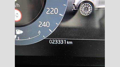 Range Rover Velar 63