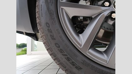 Range Rover Velar 17