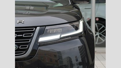 Range Rover Velar 10