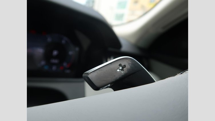 2024 認定中古車 Land Rover Range Rover Velar Carpathian Grey 2.0 litre i4D​ Ｓ Ｄ２００ 