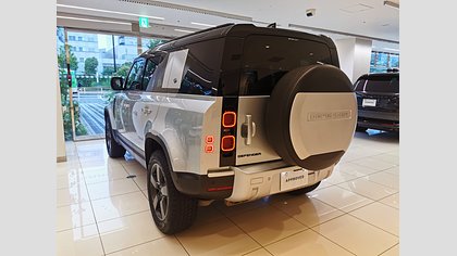Defender 110 1