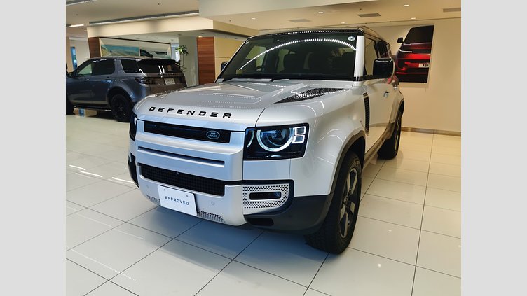 2023 認定中古車 Land Rover Defender 110 ハクバシルバー D300 AWD（AT） S