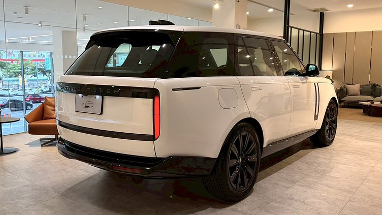 2025 新車 Land Rover Range Rover Ostuni Pearl White P400 標準軸距 SE
