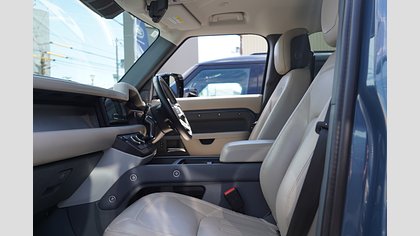Defender 110 5