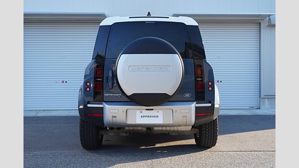 Defender 110 3