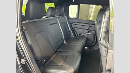 Defender 110 42