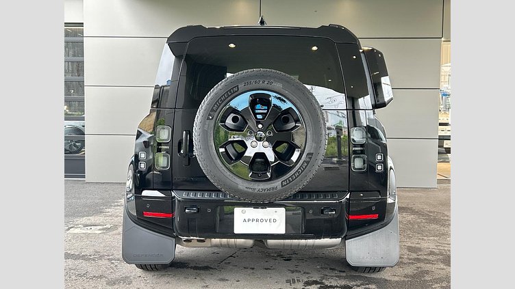 2025 認定中古車 Land Rover Defender 110 サントリーニブラック D350 ディーゼルマイルドハイブリッド X-Dynamic SE