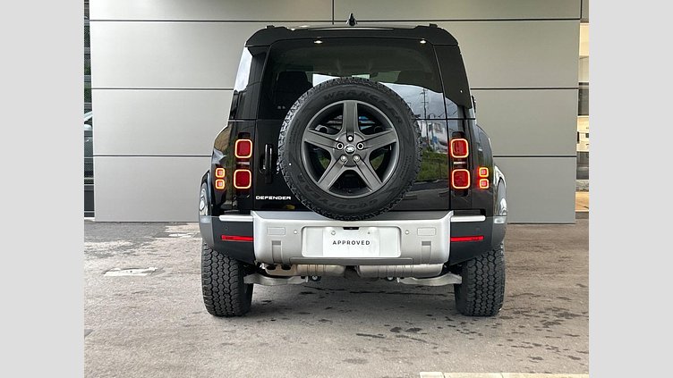 2024 認定中古車 Land Rover Defender 110 サントリーニブラック D300 AWD（AT） S
