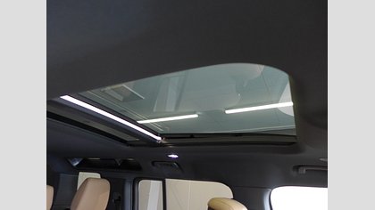 Defender 110 14
