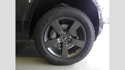 Defender 110 6