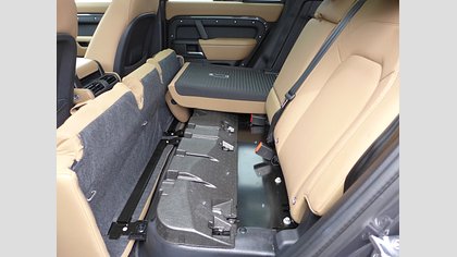 Defender 110 72