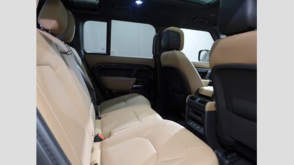 Defender 110 31