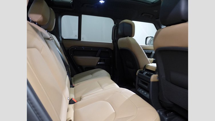 2025 認定中古車 Land Rover Defender 110 カルパチアングレイ D350 ディーゼルマイルドハイブリッド X-Dynamic HSE