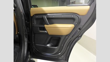 Defender 110 30