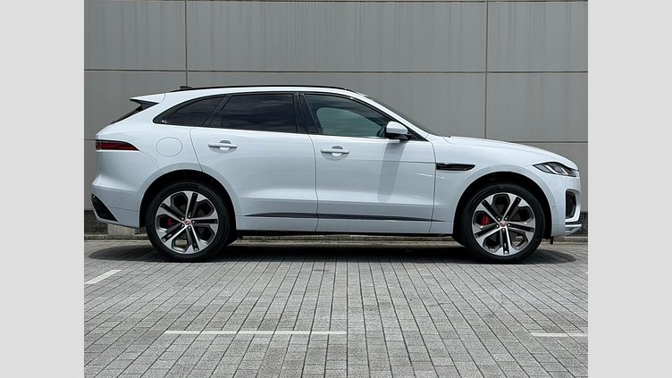 2018 認定中古車 Jaguar F-Pace Yulong White 2.0 litre i4D Diesel R-スポーツ