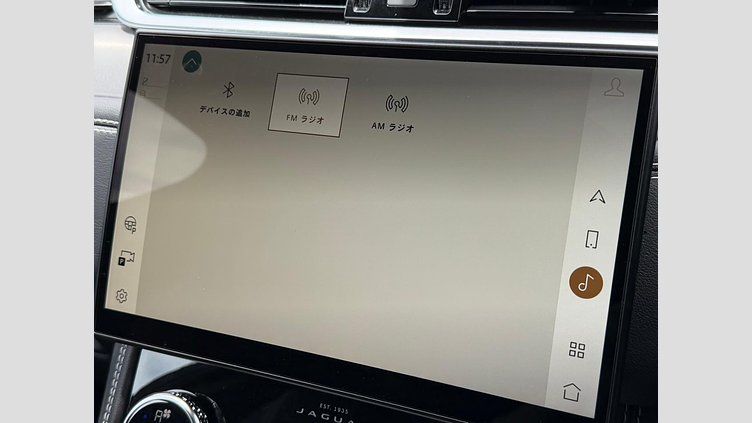 2018 認定中古車 Jaguar F-Pace Yulong White 2.0 litre i4D Diesel R-スポーツ