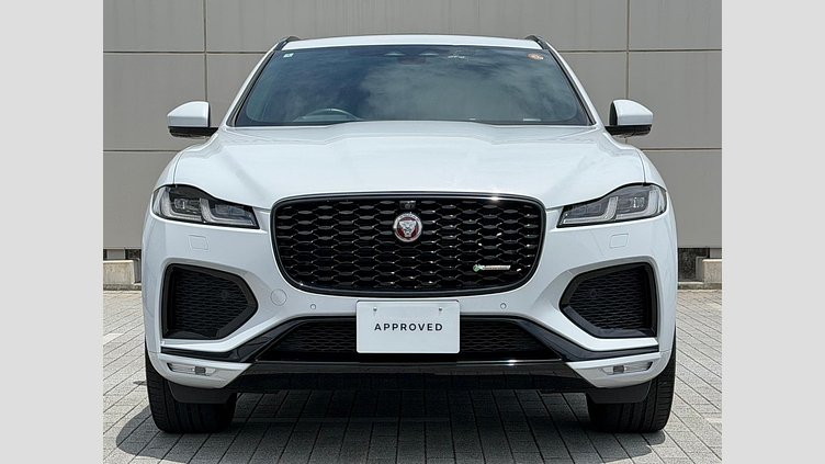 2018 認定中古車 Jaguar F-Pace Yulong White 2.0 litre i4D Diesel R-スポーツ