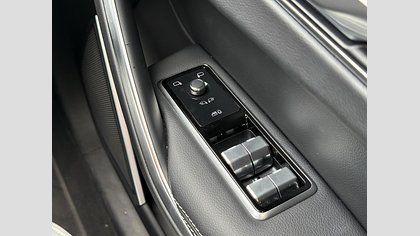 F-Pace 55