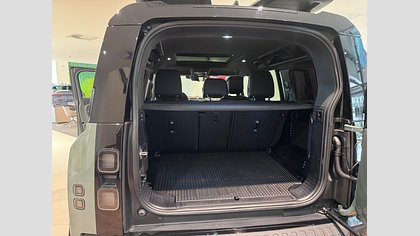 Defender 110 6