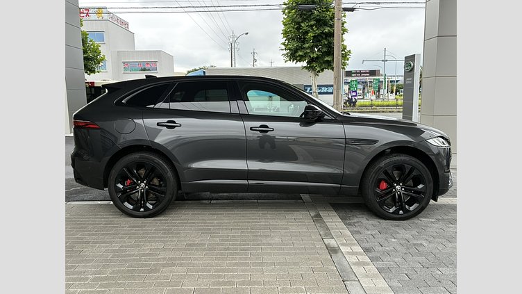 2024 認定中古車 Jaguar F-Pace カルパチアングレイ P400e ガソリン プラグインハイブリッド R-DYNAMIC SE