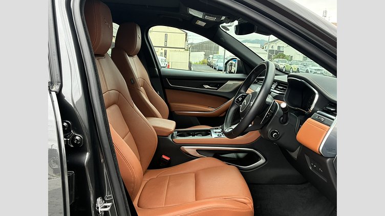2024 認定中古車 Jaguar F-Pace カルパチアングレイ P400e ガソリン プラグインハイブリッド R-DYNAMIC SE