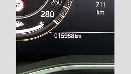 F-Pace 38