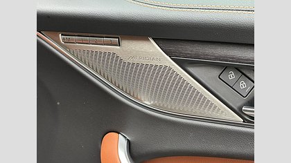 F-Pace 25
