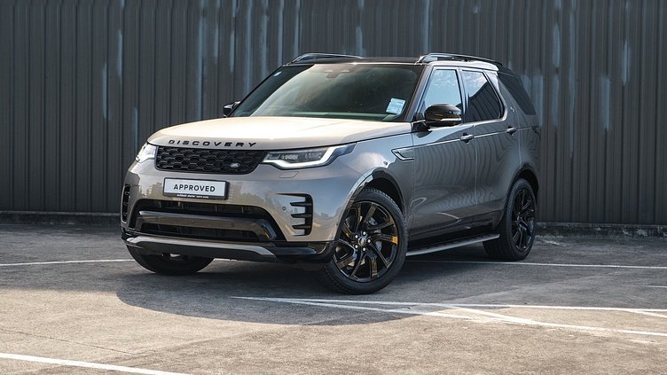 2026 Approved Land Rover Discovery Silicon Silver D250 Dynamic SE