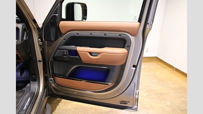 Defender 110 24