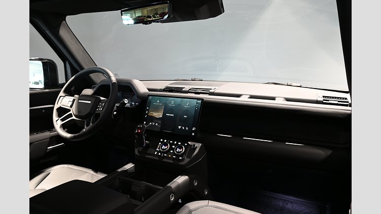 2026 Ny Land Rover Defender 110 Santorini Black Bensin Laddhybrid P300e X-Dynamic SE